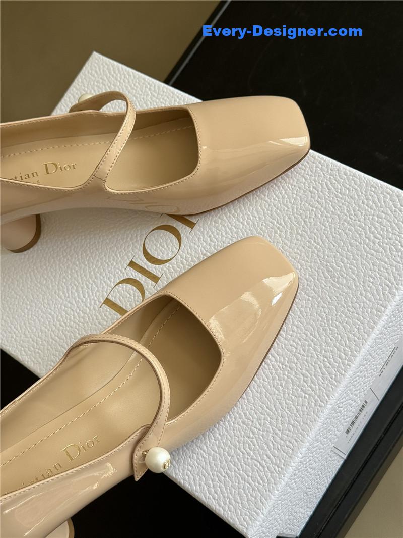 D10r small square toe mary jane shoes