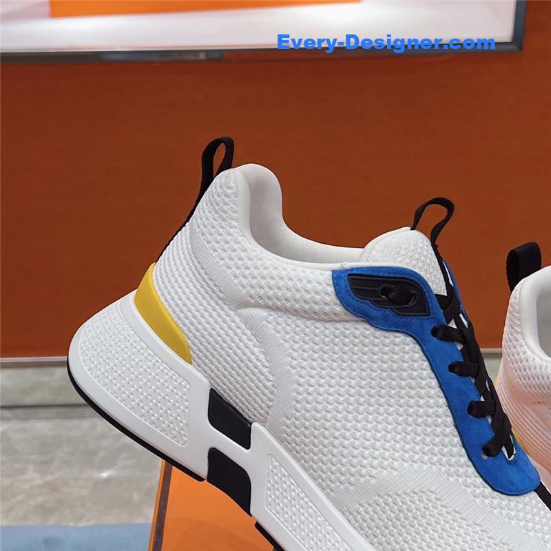 H**me5 new sneakers