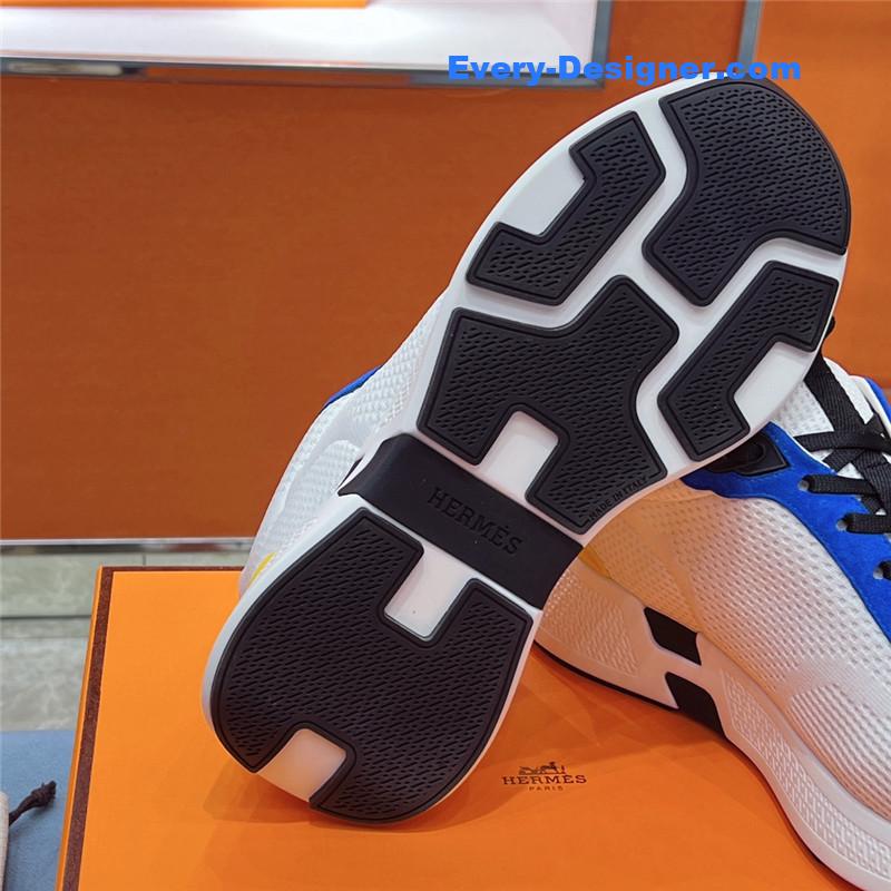 H**me5 new sneakers
