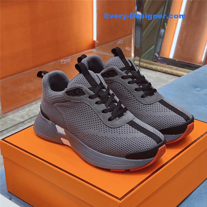 H**me5 new sneakers