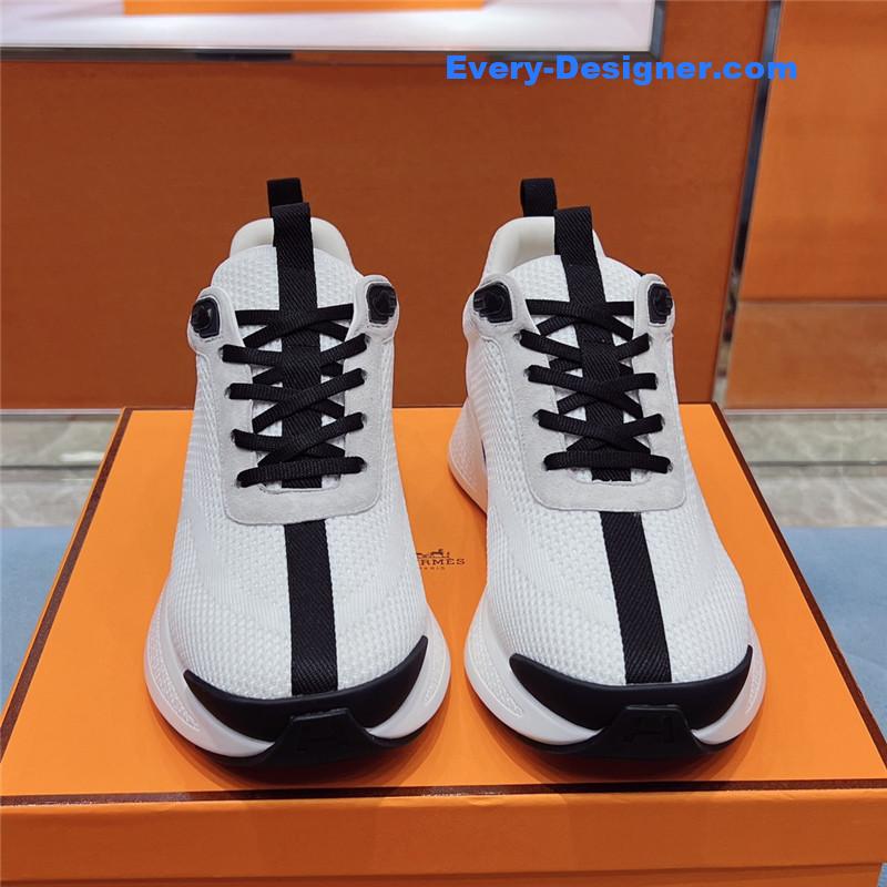 H**me5 new sneakers