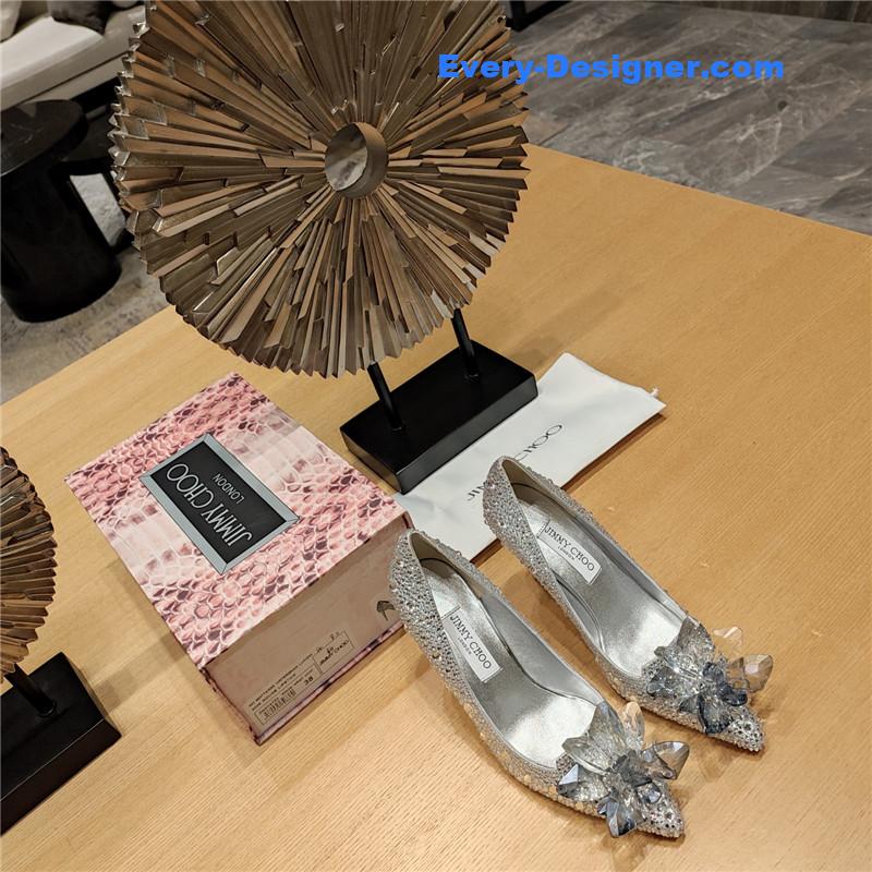 J1m*y Ch00 ari crystal covered pointy toe pumps