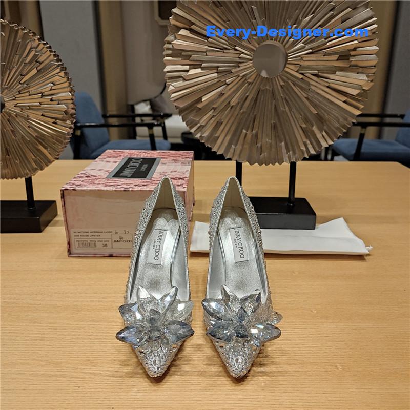 J1m*y Ch00 ari crystal covered pointy toe pumps
