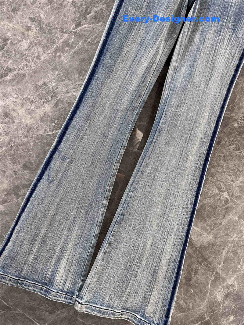 Va1e*ntin0 bootcut jeans replica clothing sites