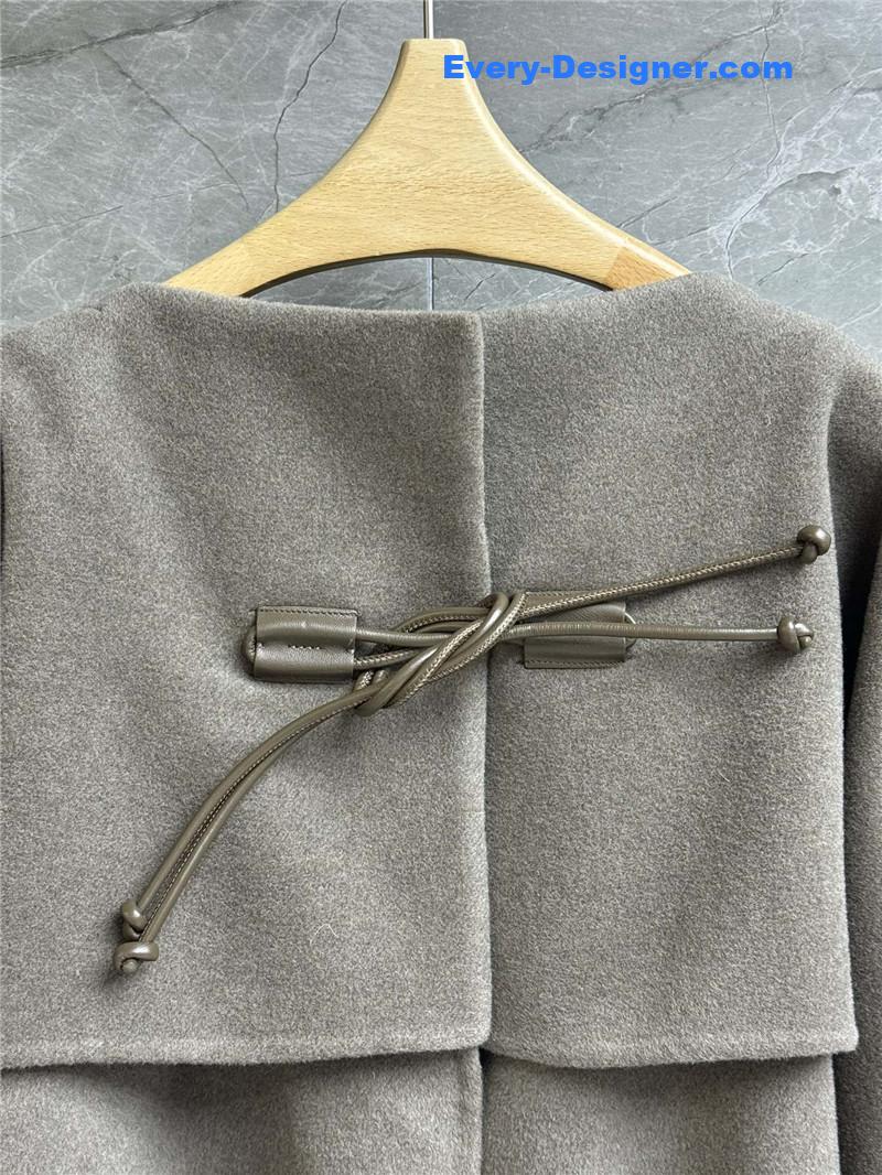 H**me5 fake two-piece cashmere coat replica clothing sites