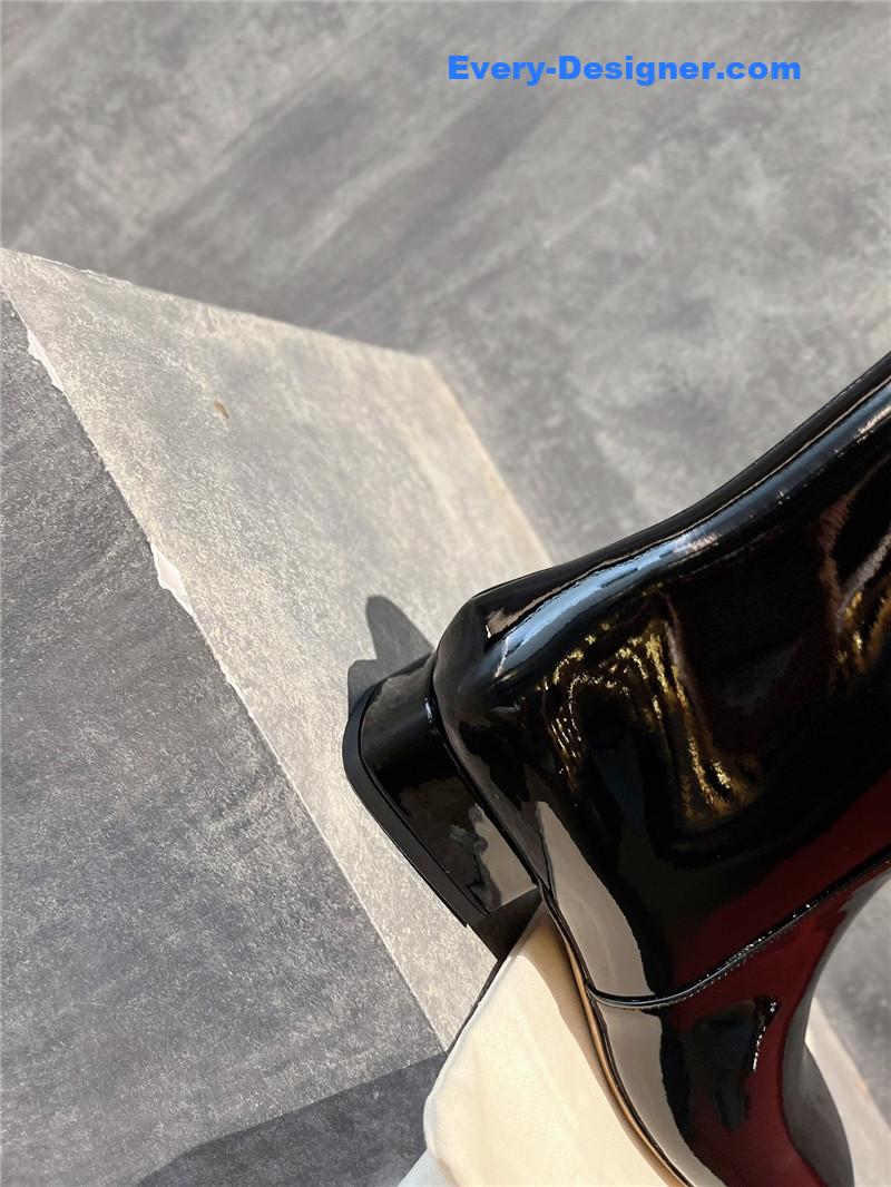 Va1e*ntin0 vlogo leather ankle boots