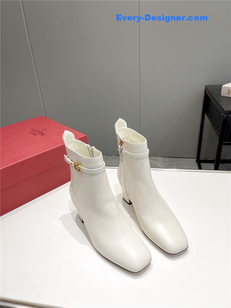 Va1e*ntin0 garavani 60mm white leather boots