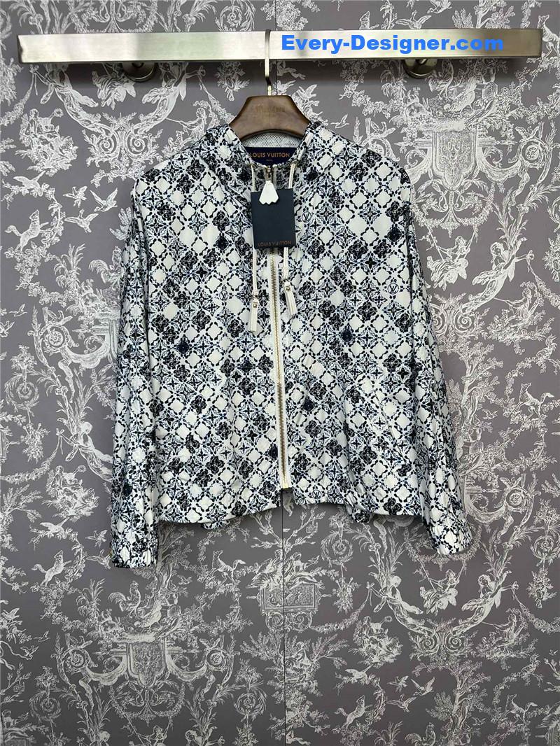 l0vis Vvtt0n lv old flower sun protection jacket replica clothes