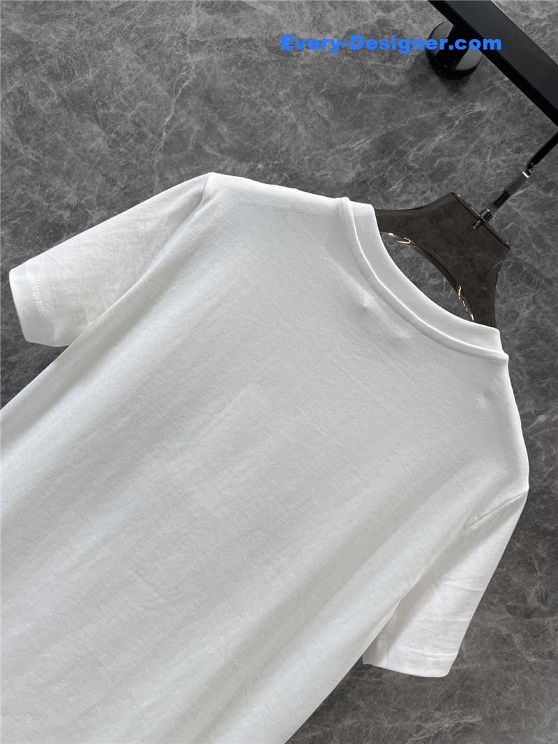 Vanitoo round neck short-sleeved T-shirt replicas clothes