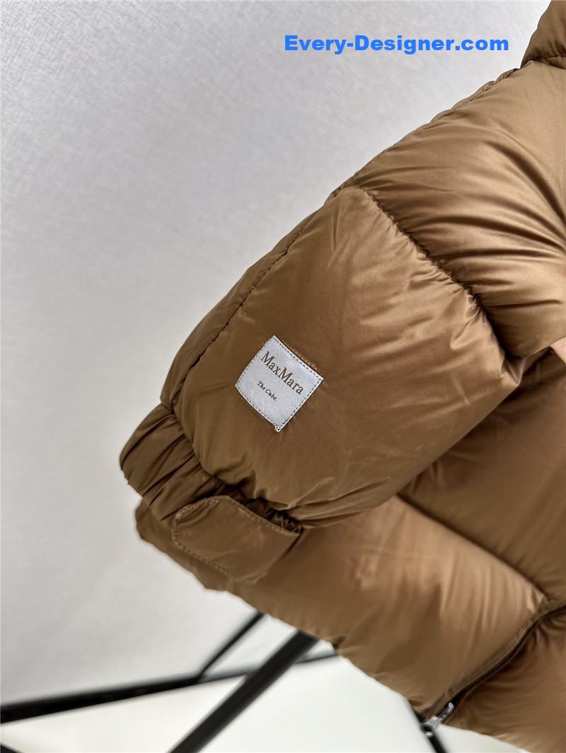 Vanitoo mid-length hooded down jacket replica clothing