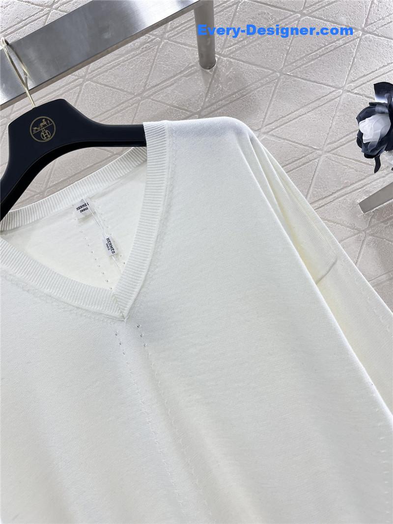 H**me5 v-neck knitted top replica clothing sites