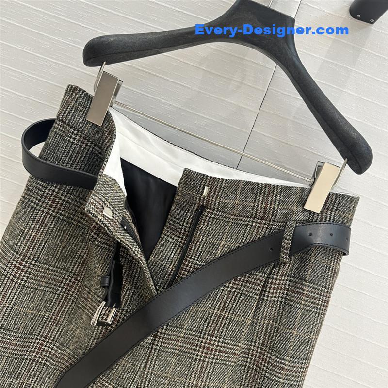 Pra*a wool trousers