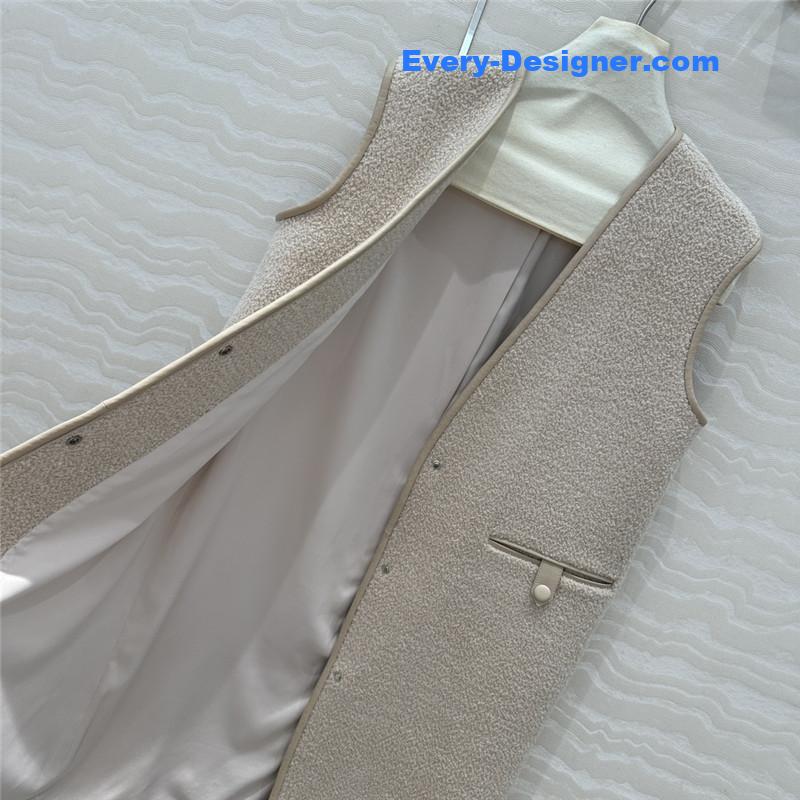 Pra*a wool vest