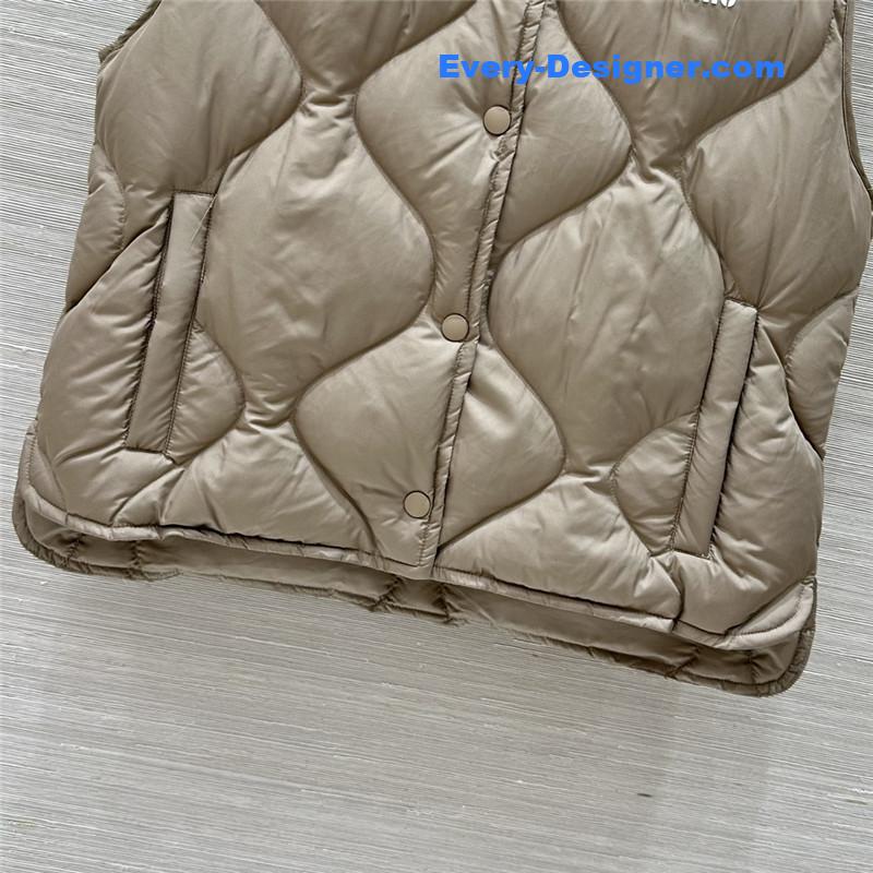 M1um1u cotton vest