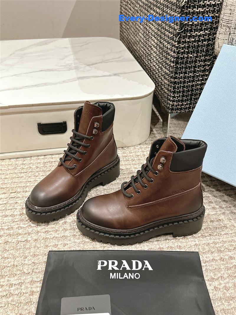 Pra*a brown leather platform ankle boots