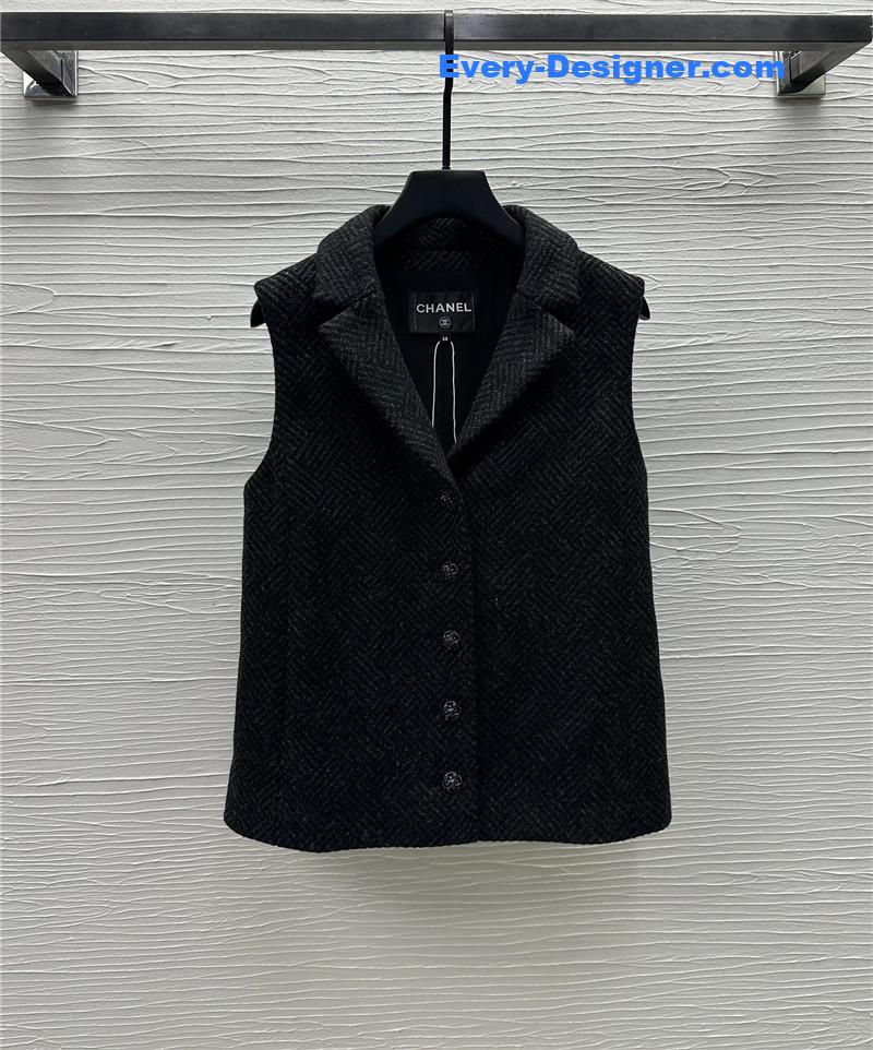 Ch**el waistcoat