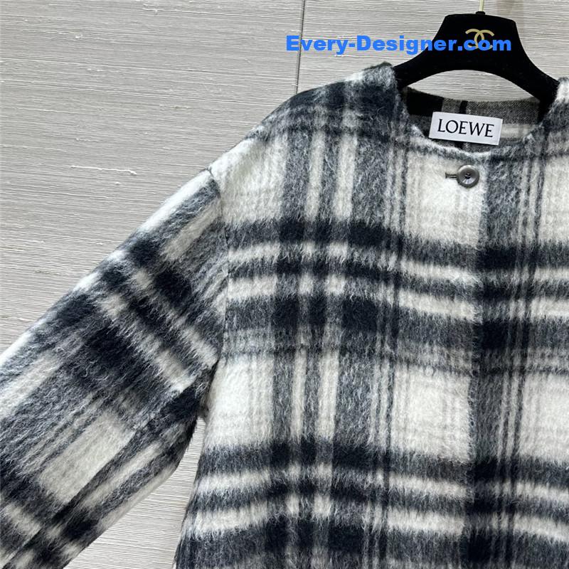 L0ew* check coat