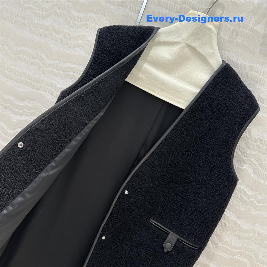 Pra*a wool vest