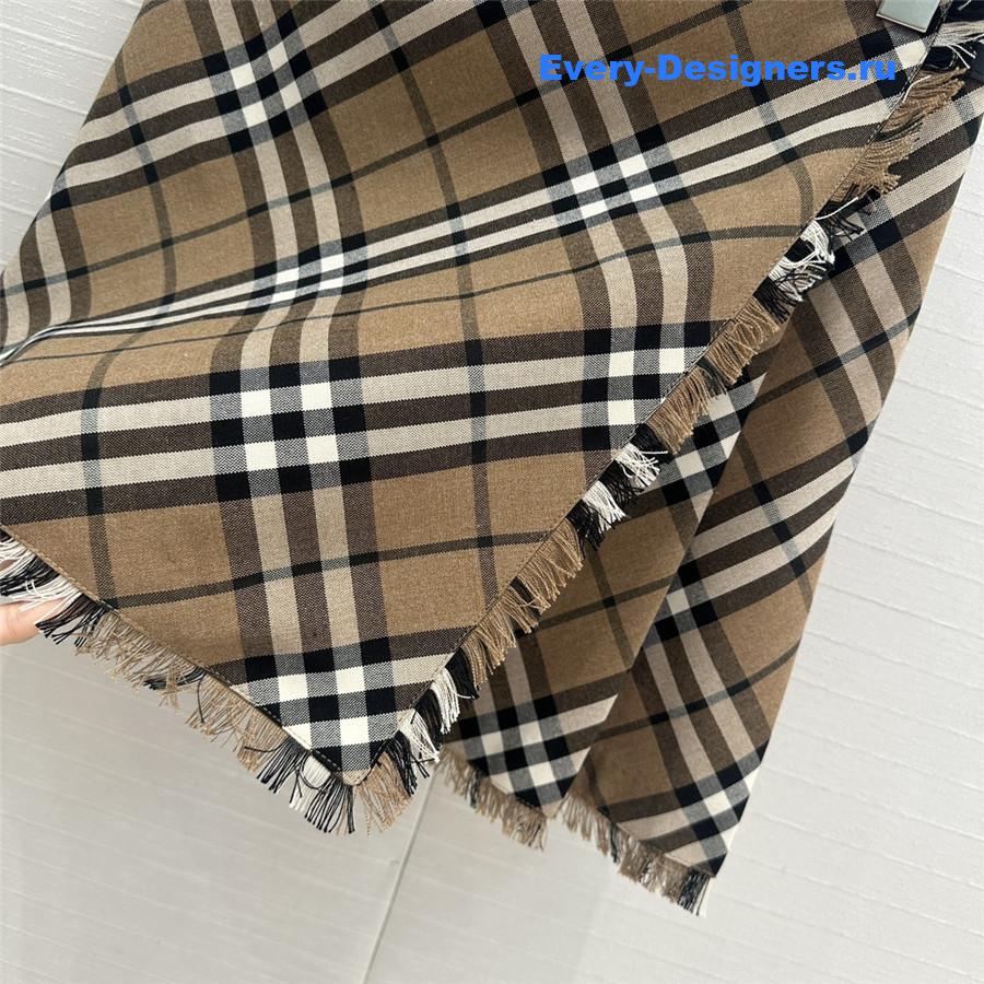 Bv*b*rry preppy pleated skirt