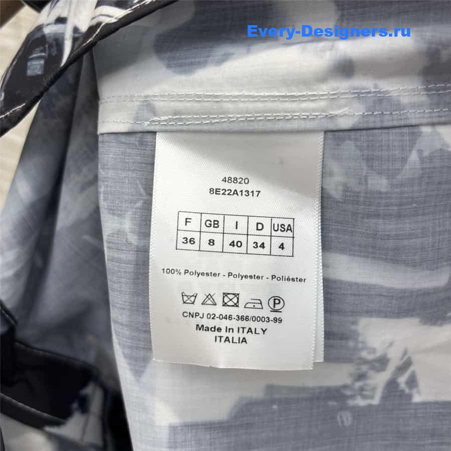 D10r waist dress