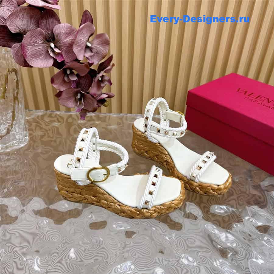 Va1e*ntin0 rockstud white wedge calfskin sandals