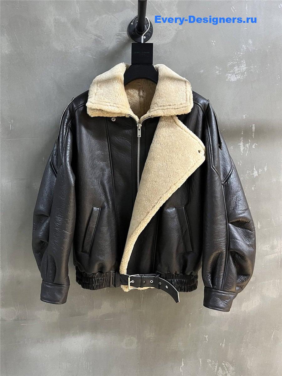 Y51 fur coat