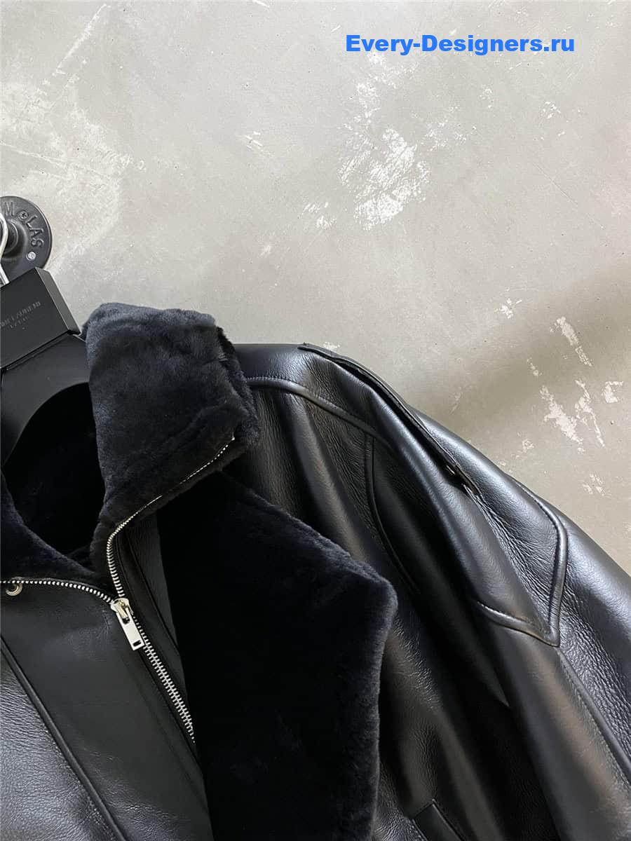 Y51 fur coat