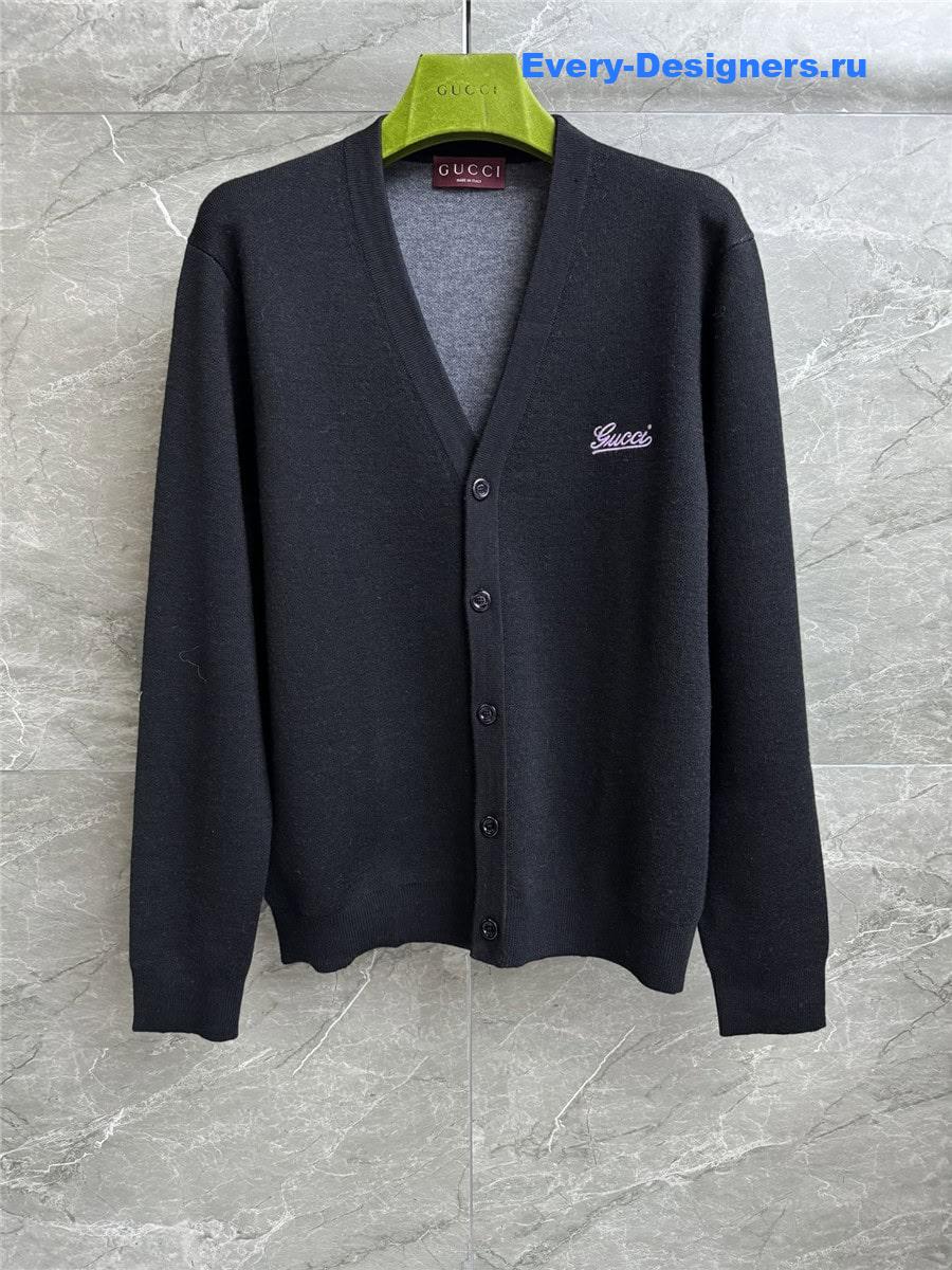 Gvc*1 logo embroidered cardigan