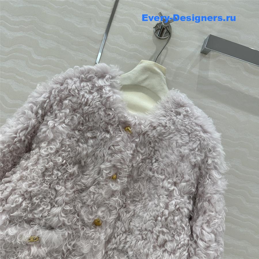 Ce1i*e fur coat