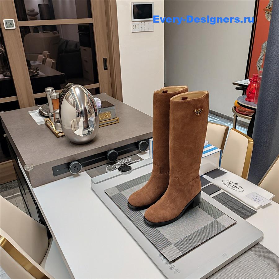 Pra*a women’s suede brown boots
