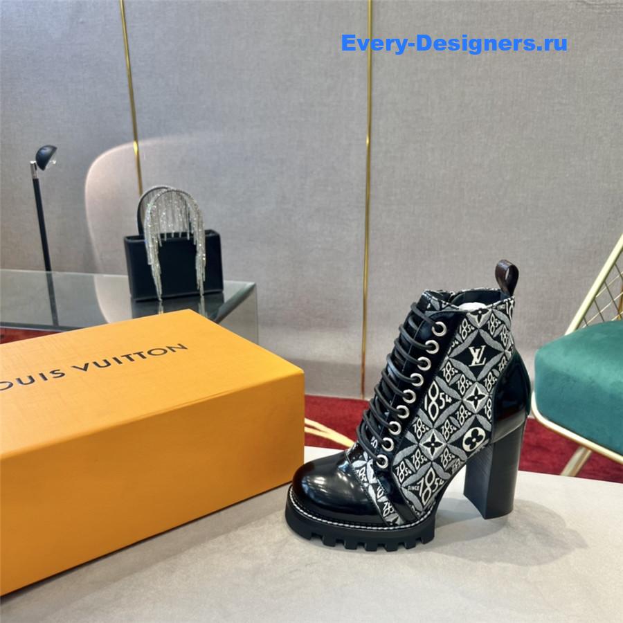 l0vis Vvtt0n star trail ankle boot dupe
