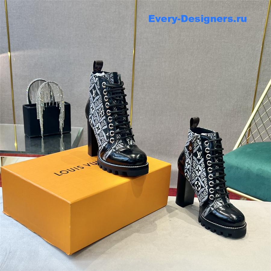 l0vis Vvtt0n star trail ankle boot dupe