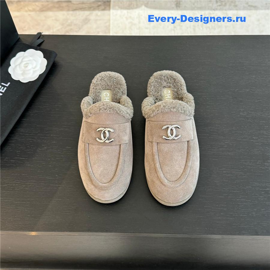 CC lambswool shoes