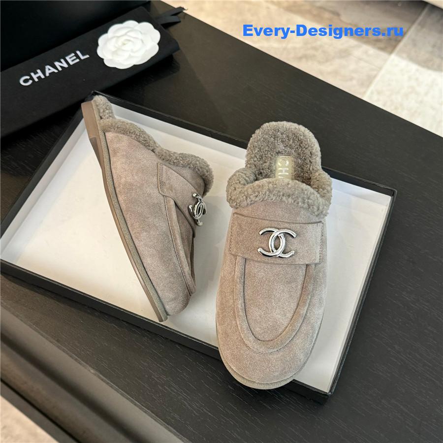 CC lambswool shoes