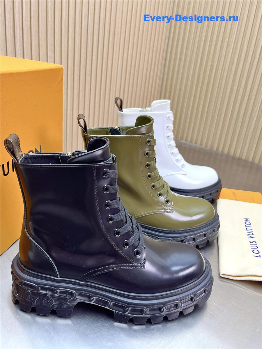 l0vis Vvtt0n black patent leather ankle boots