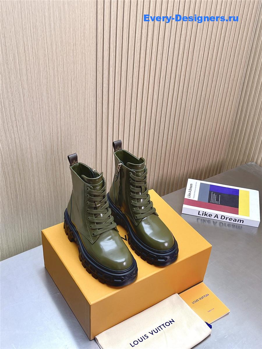 l0vis Vvtt0n patent leather platform ankle boots