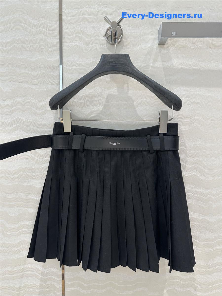D10r belted pleated skirt