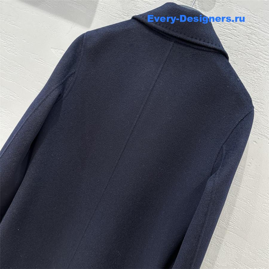 D10r double-breasted cashmere coat