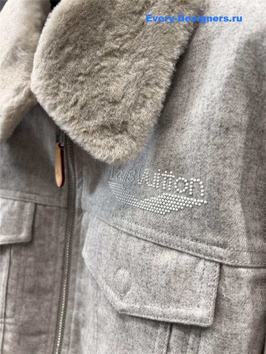 l0vis Vvtt0n lv waistcoat jacket