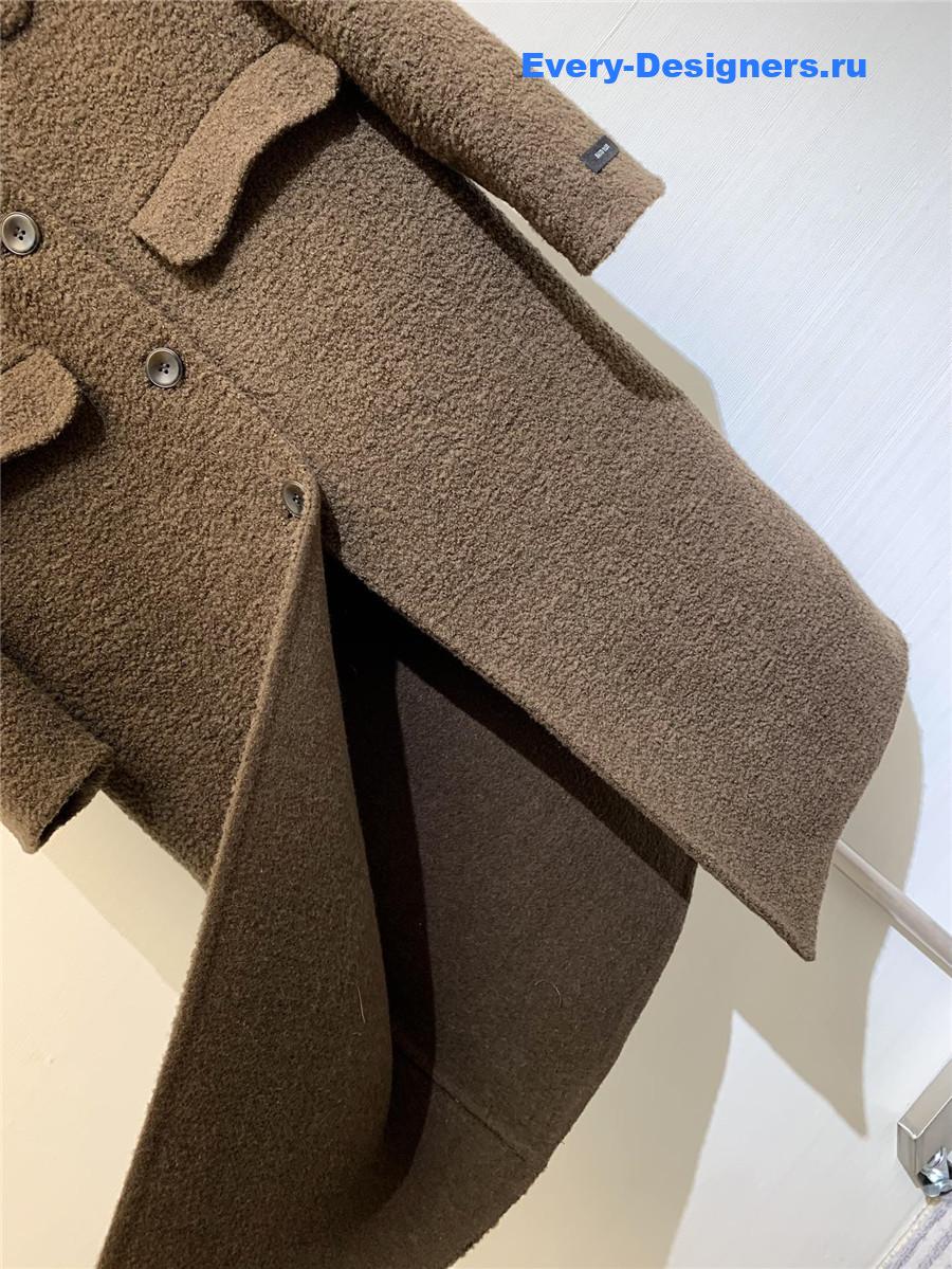 Ce1i*e bouclé coat