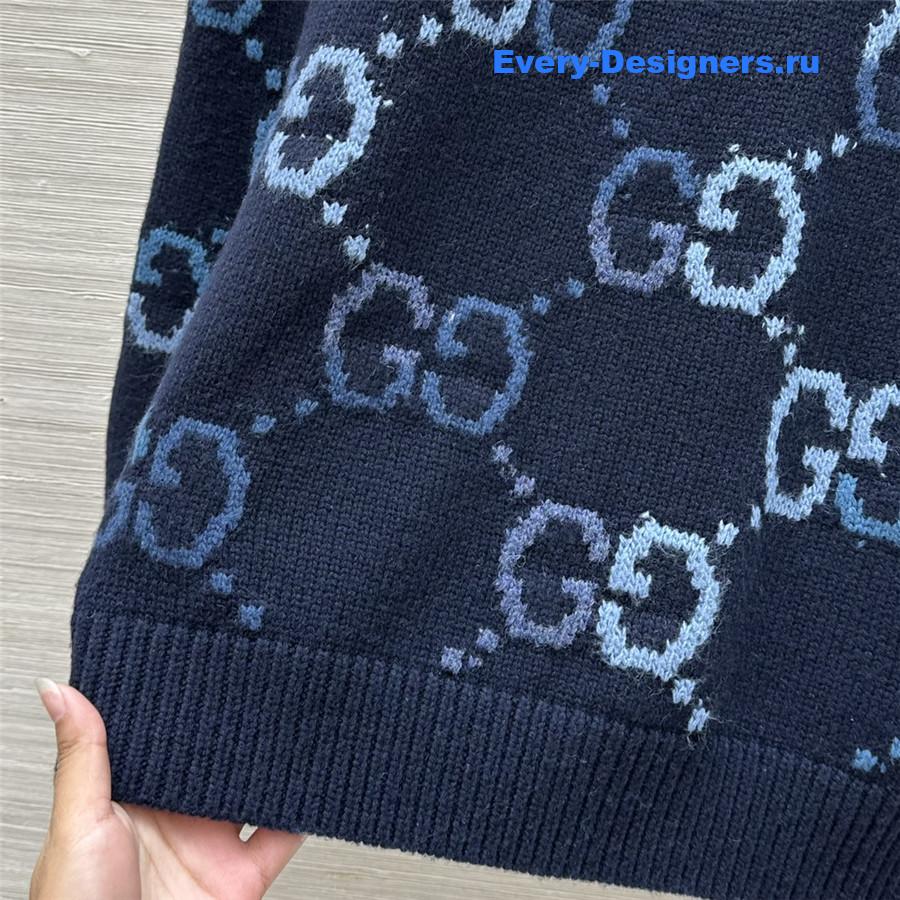 Gvc*1 gg jacquard sweater in navy
