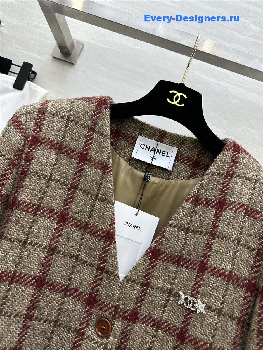 Ch**el v-neck wool blazer