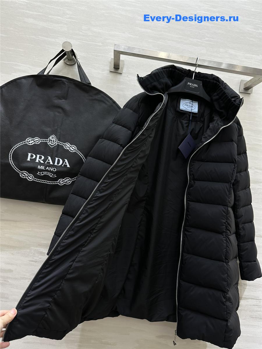 Pra*a stand collar midi down jacket