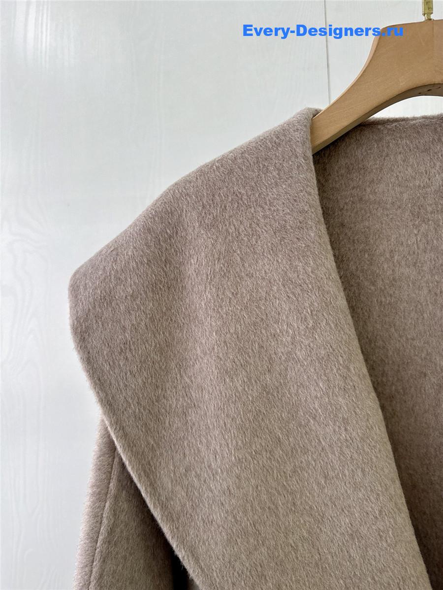 L0r0 P1ana cashmere and wool pea coat