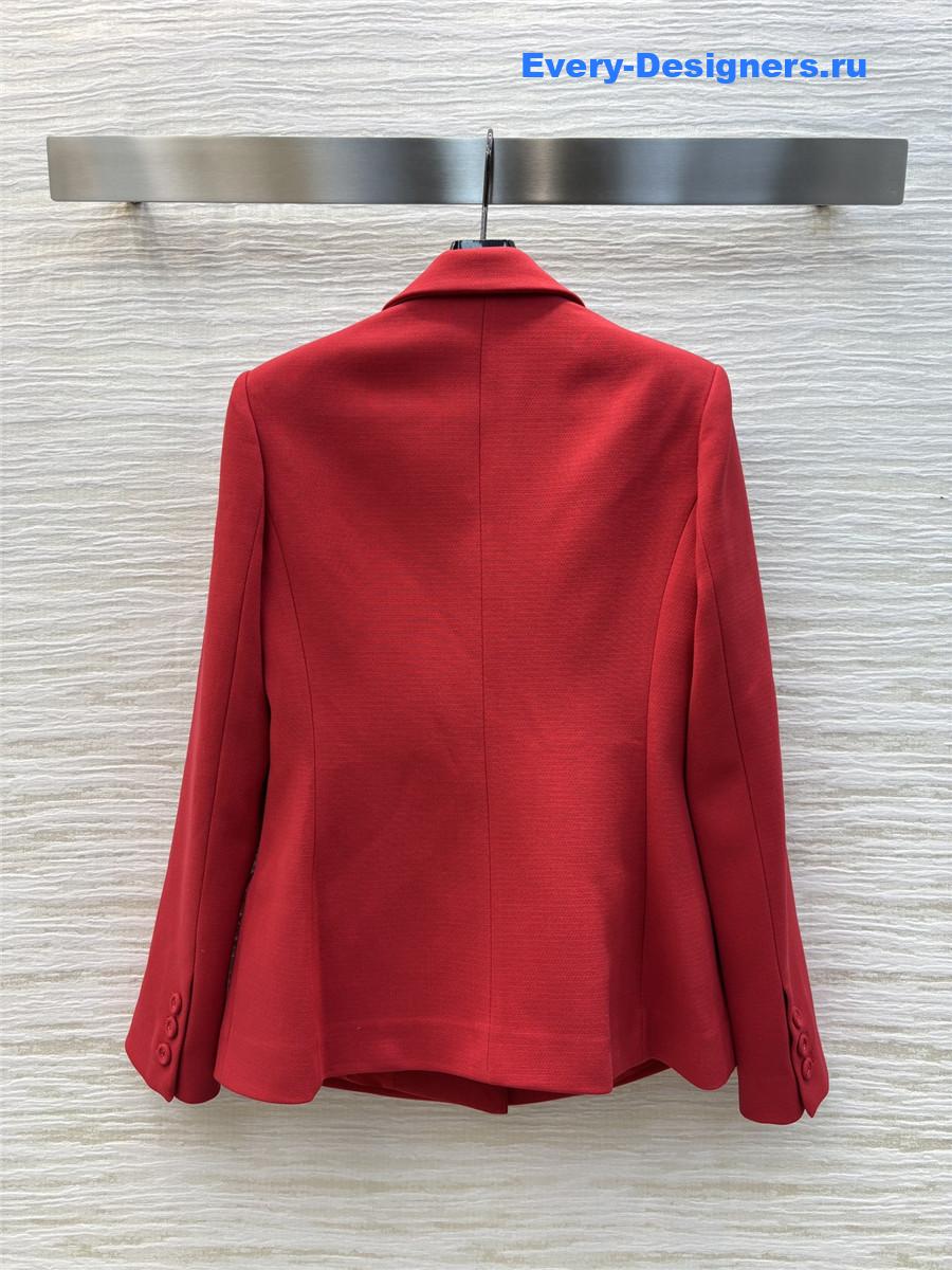 D10r red blazer