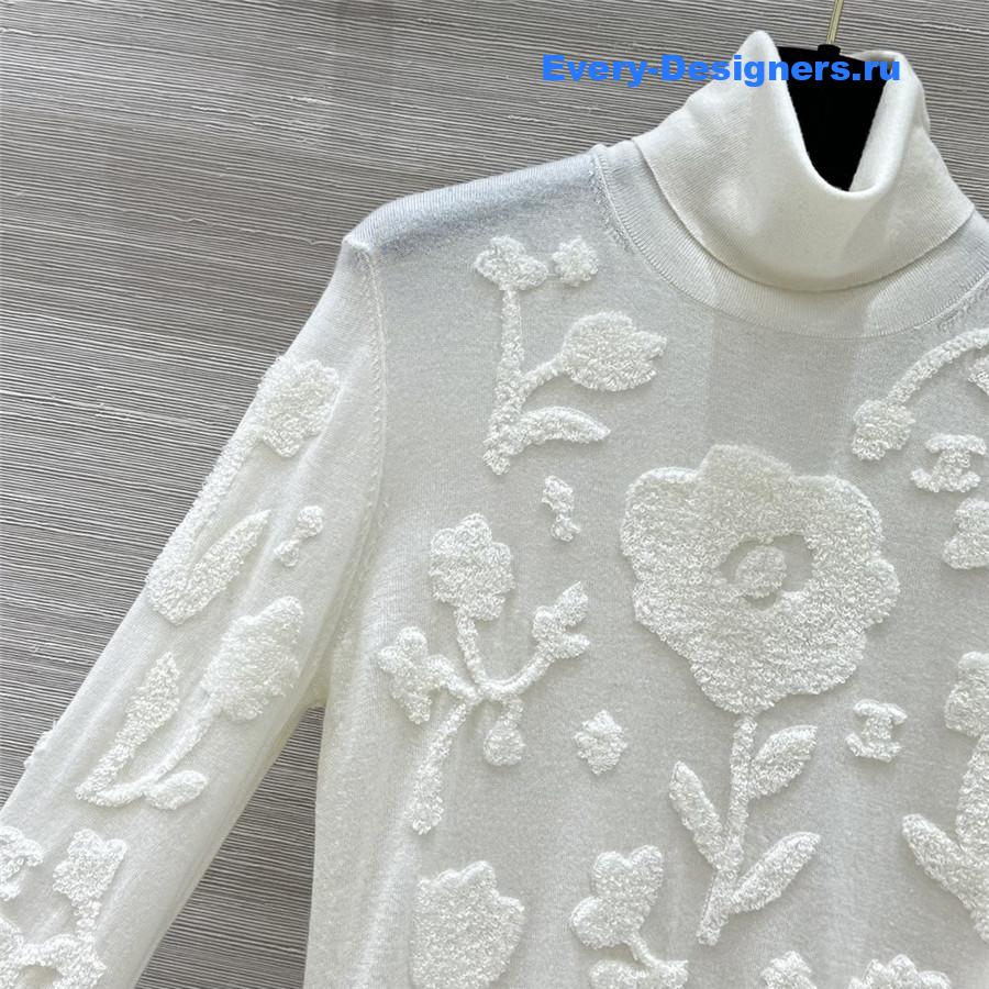 Ch**el embroidered turtleneck knit sweater in white