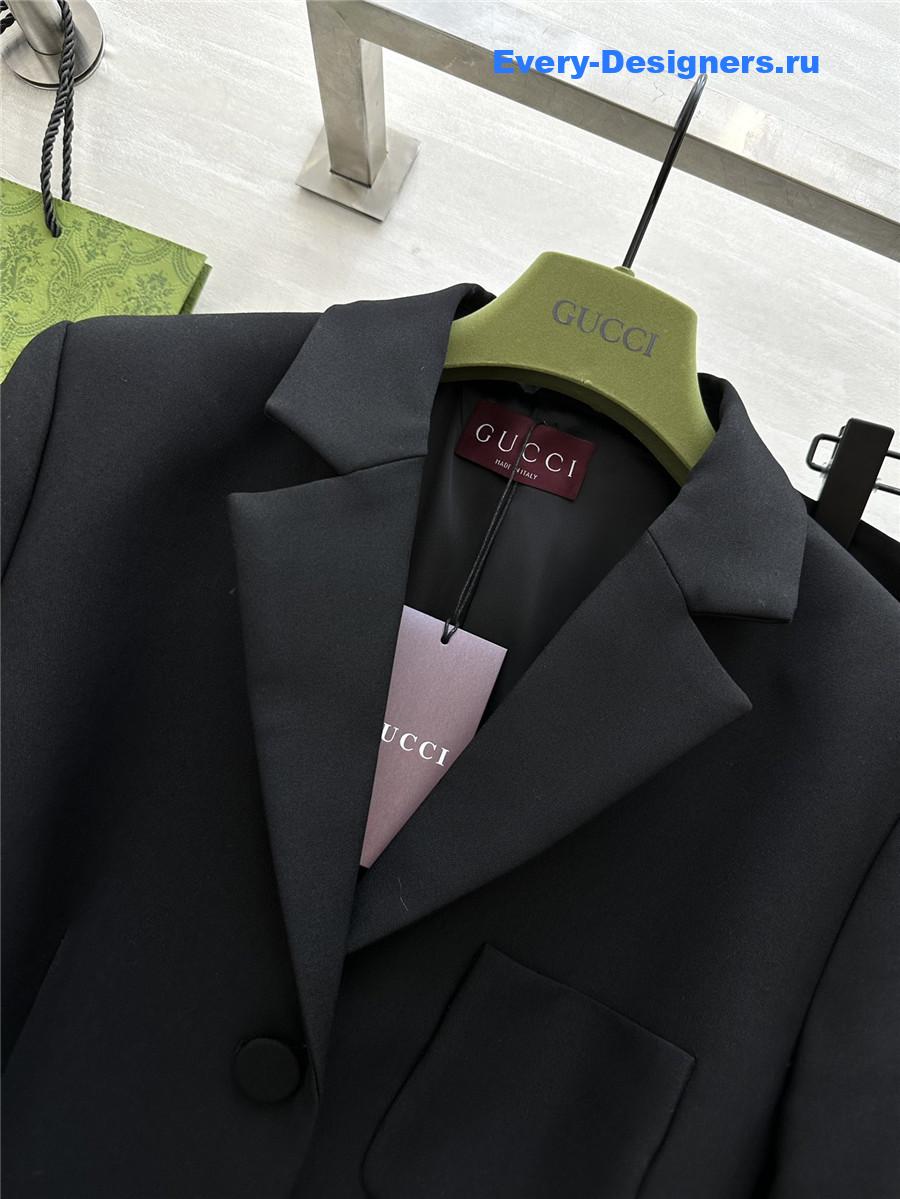 Gvc*1 stylish suit