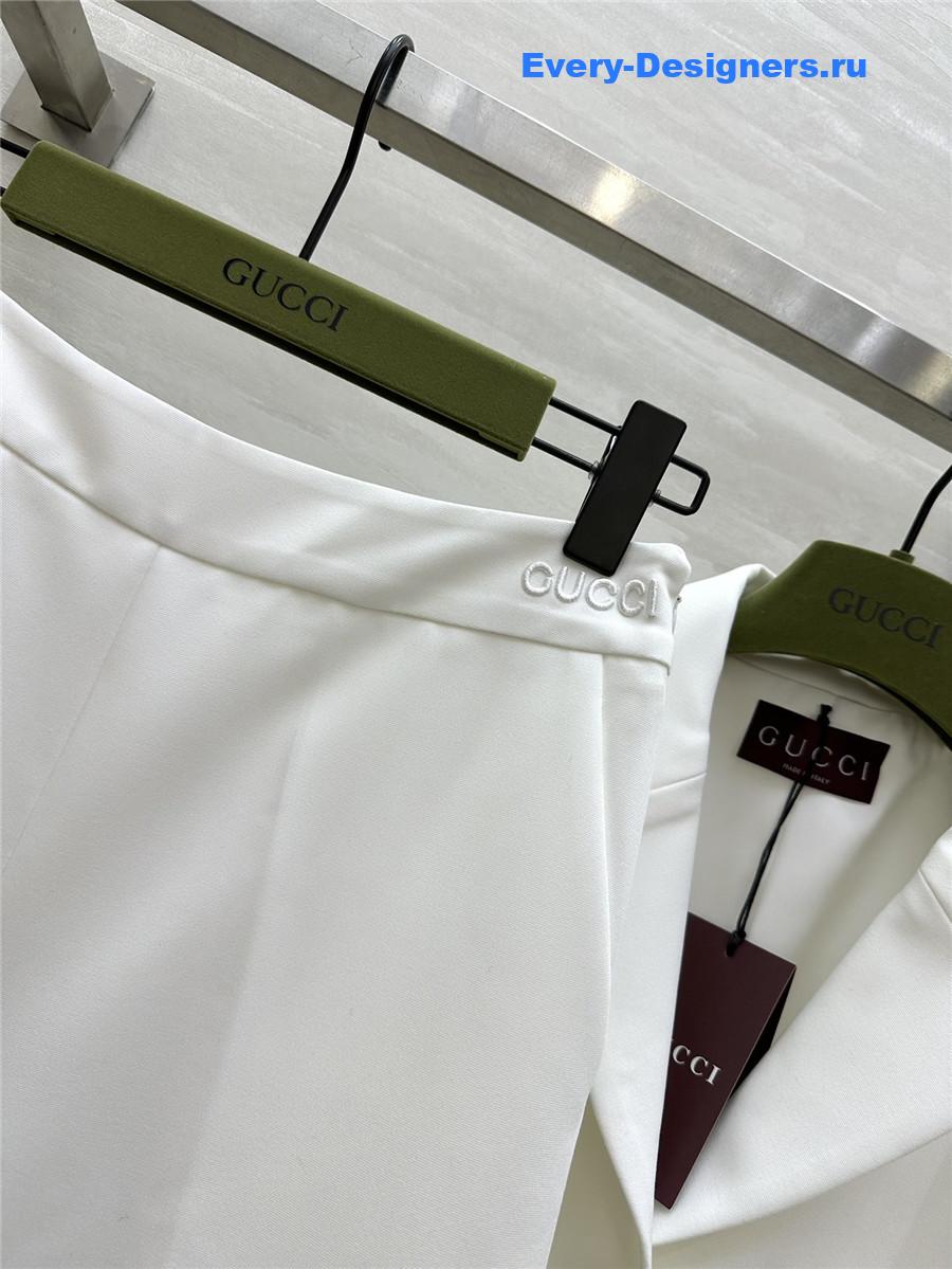 Gvc*1 stylish suit