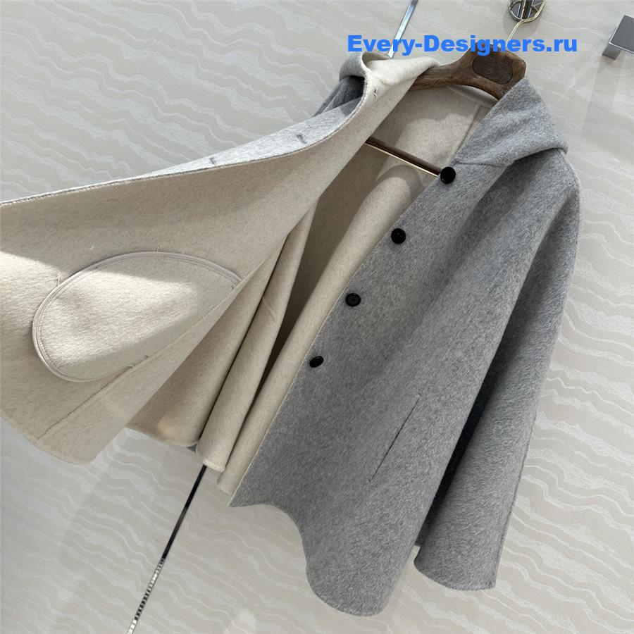 L0r0 P1ana hooded cashmere cape