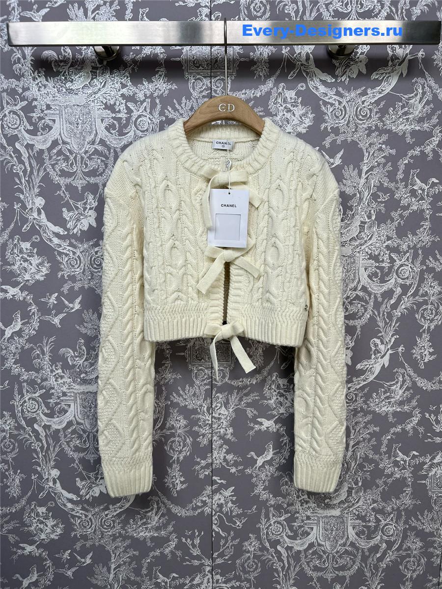 Ch**el cream cable-knit cropped cardigan